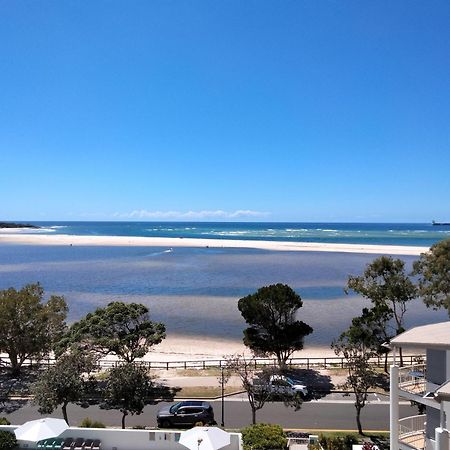 Moorings Beach Resort Caloundra Exterior photo