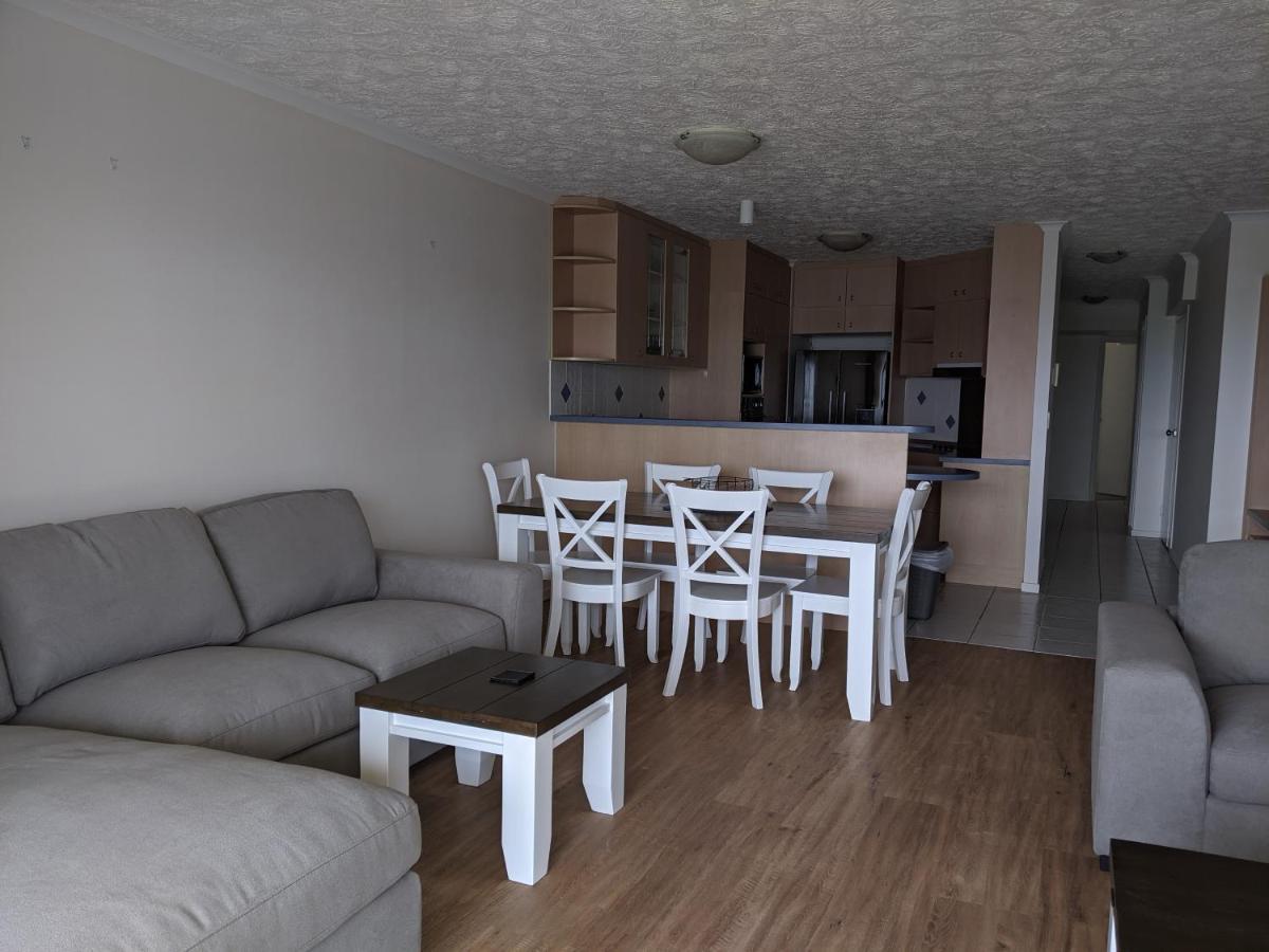 Moorings Beach Resort Caloundra Exterior photo