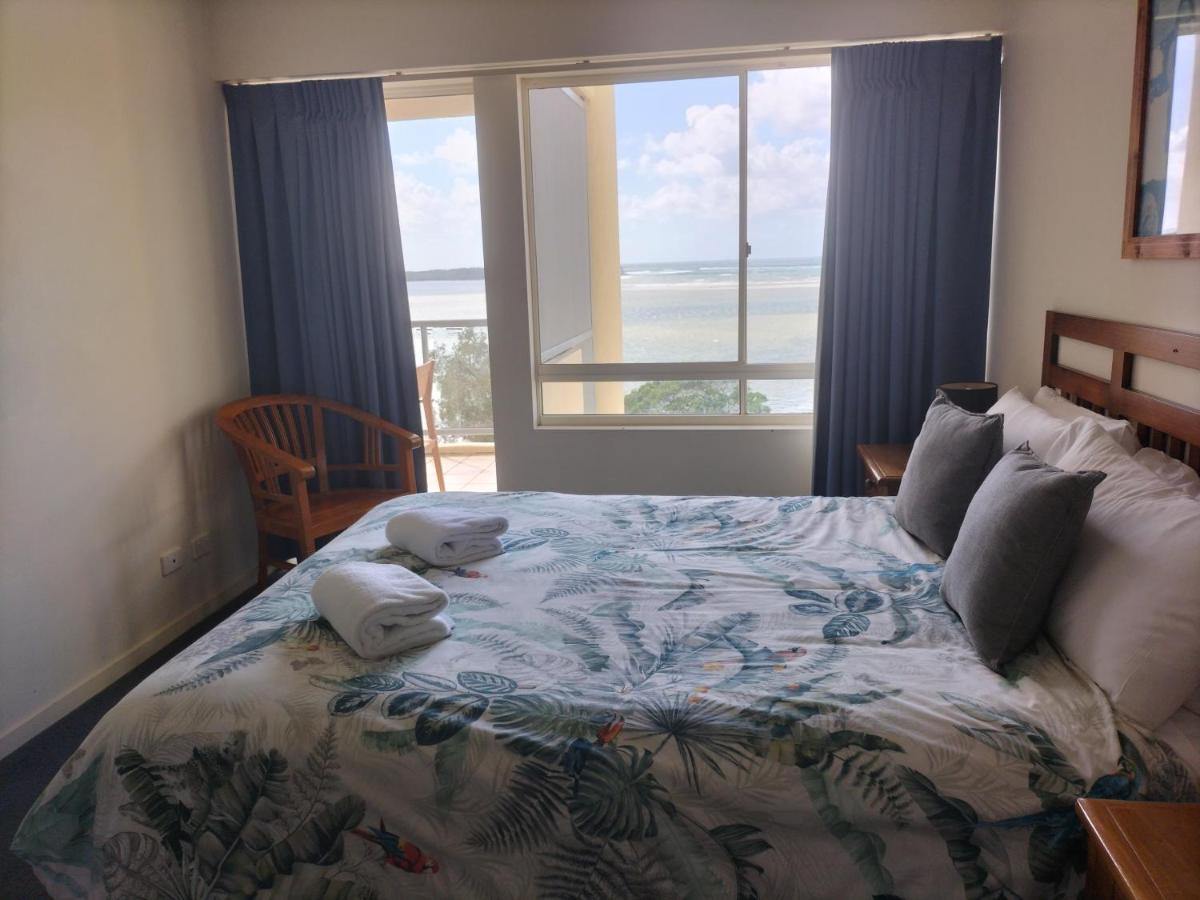 Moorings Beach Resort Caloundra Exterior photo