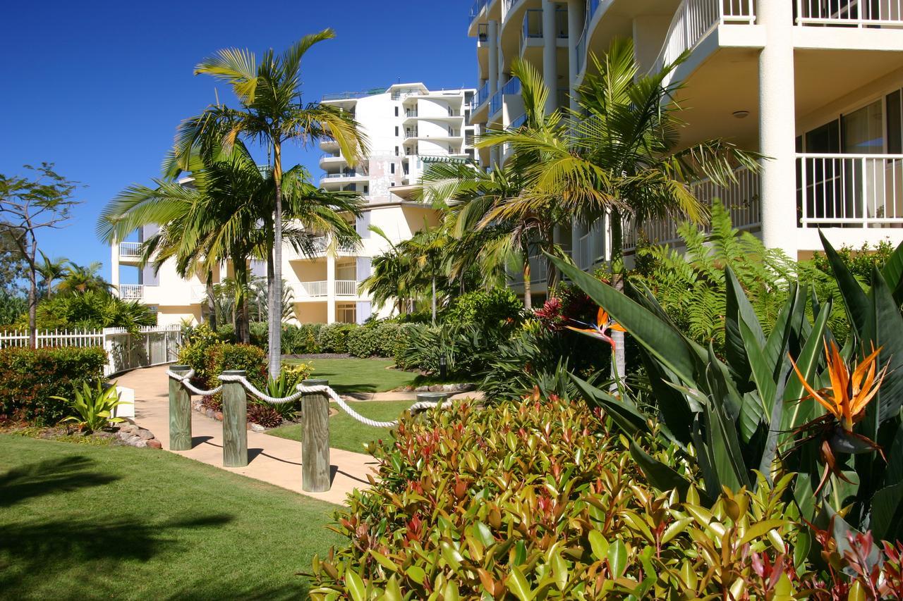 Moorings Beach Resort Caloundra Exterior photo