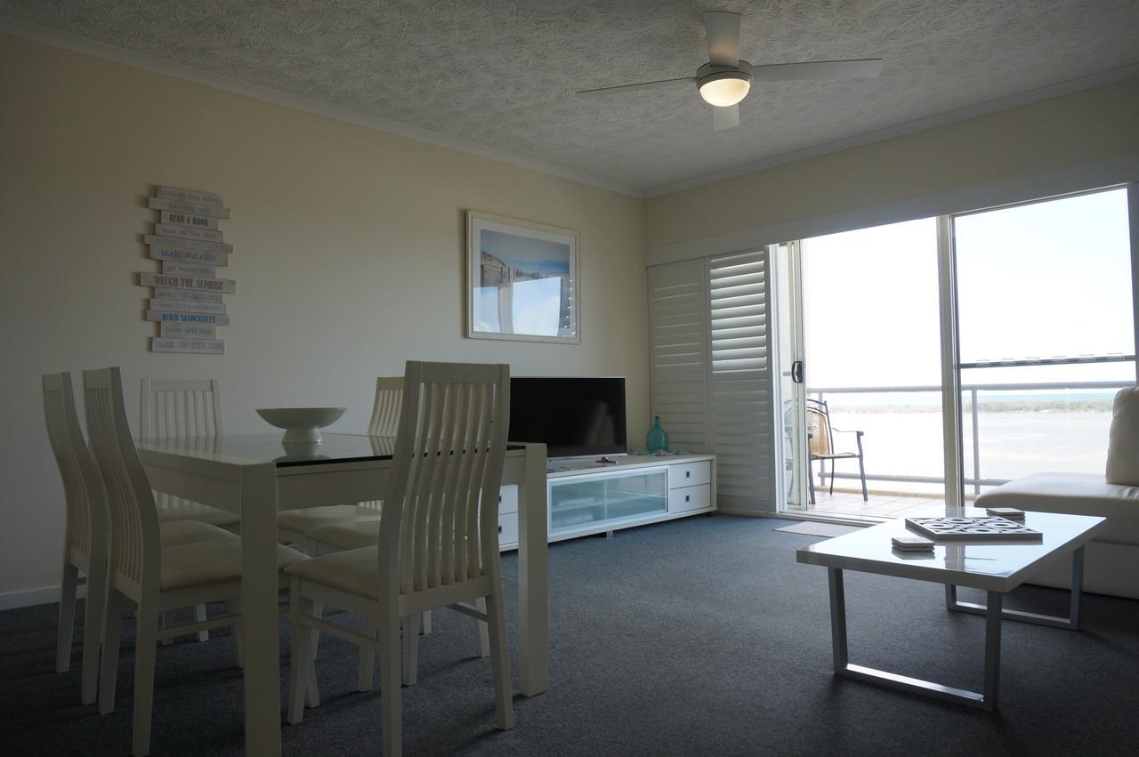 Moorings Beach Resort Caloundra Exterior photo