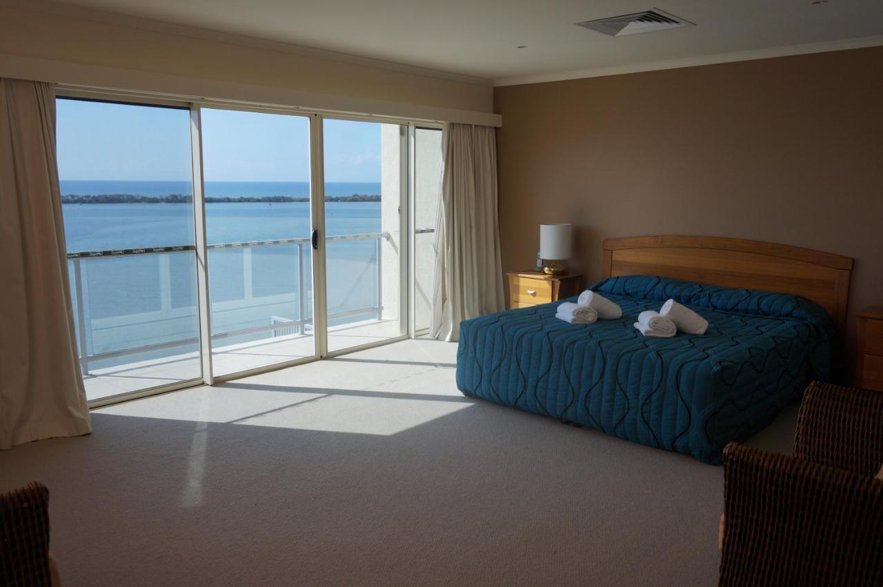 Moorings Beach Resort Caloundra Exterior photo